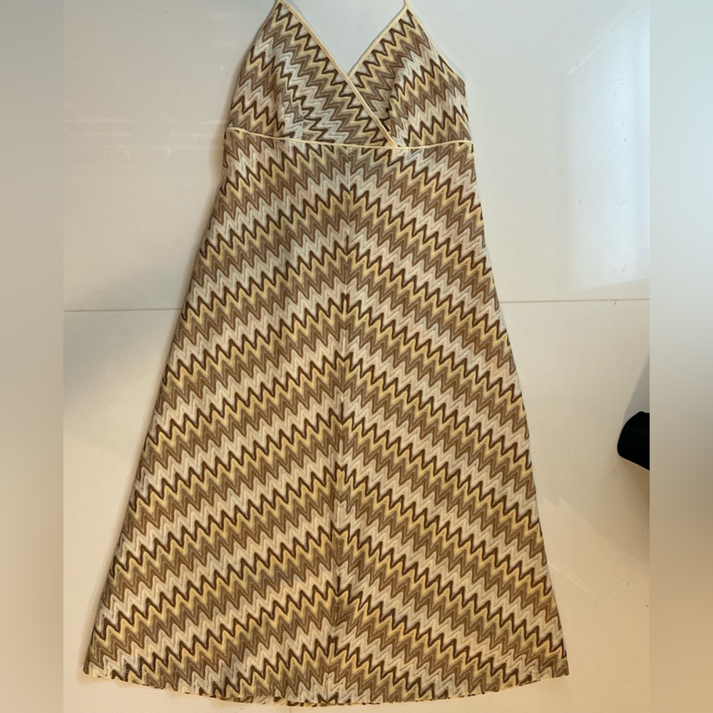 LOFT Zigzag Knit Dress in fantastic condition. Fabric lining and truly stunning!